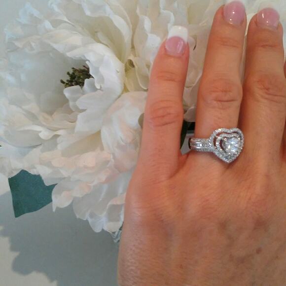 NEW Heart Ring Size 8 Silver 925 Simulated Diamonds Love Heart Wide Band Layered - Picture 13 of 14